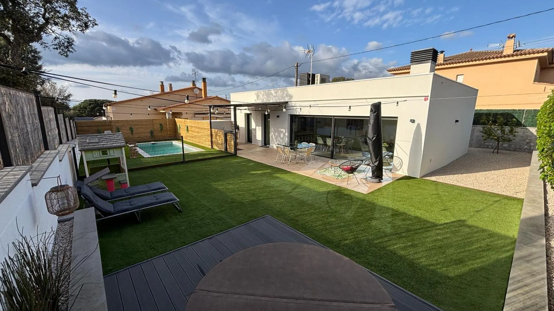 Espectacular Casa En Llagostera - Costa Brava, Con Piscina 0*,  Spain