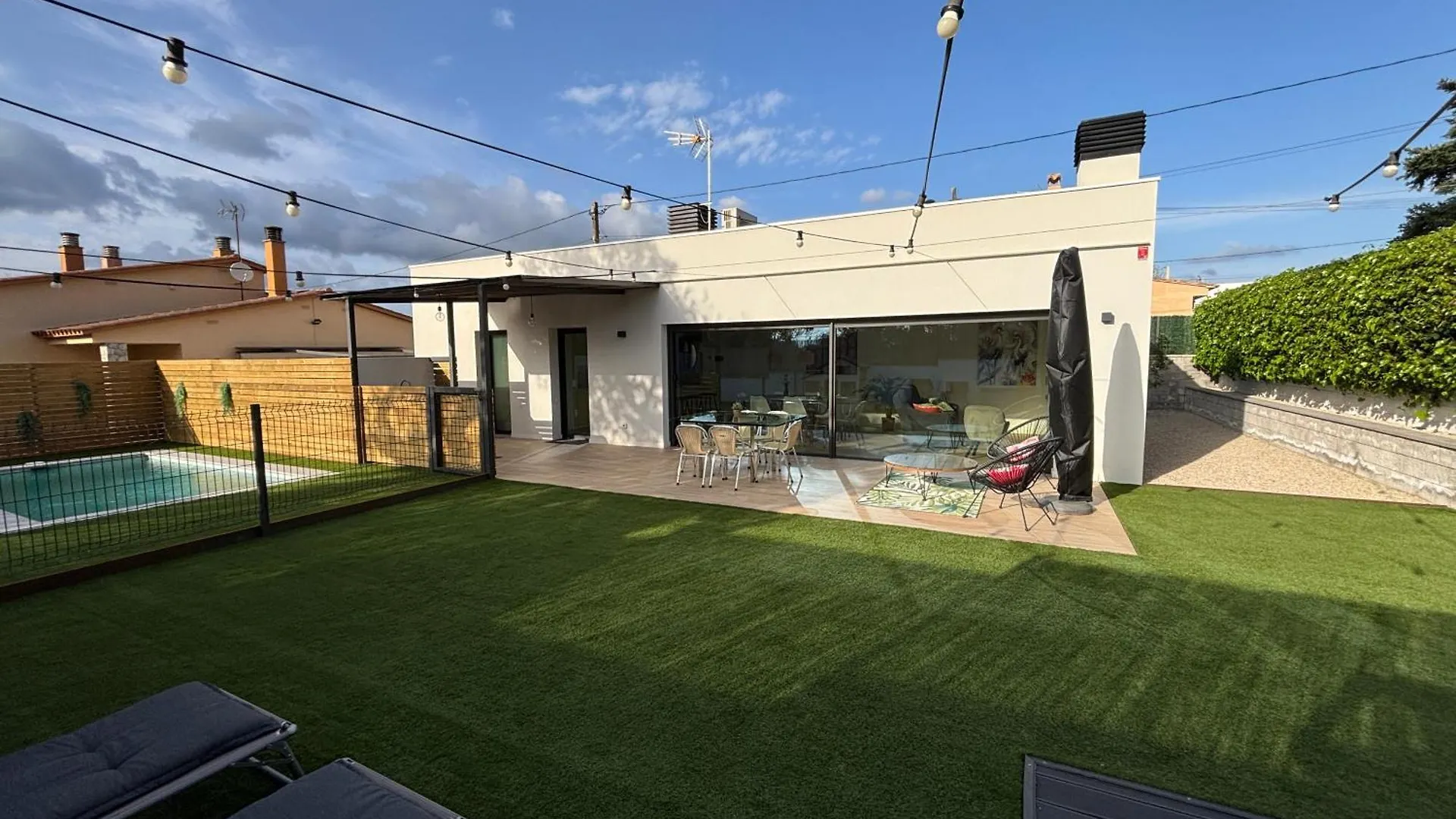 Espectacular Casa En Llagostera - Costa Brava, Con Piscina Holiday home