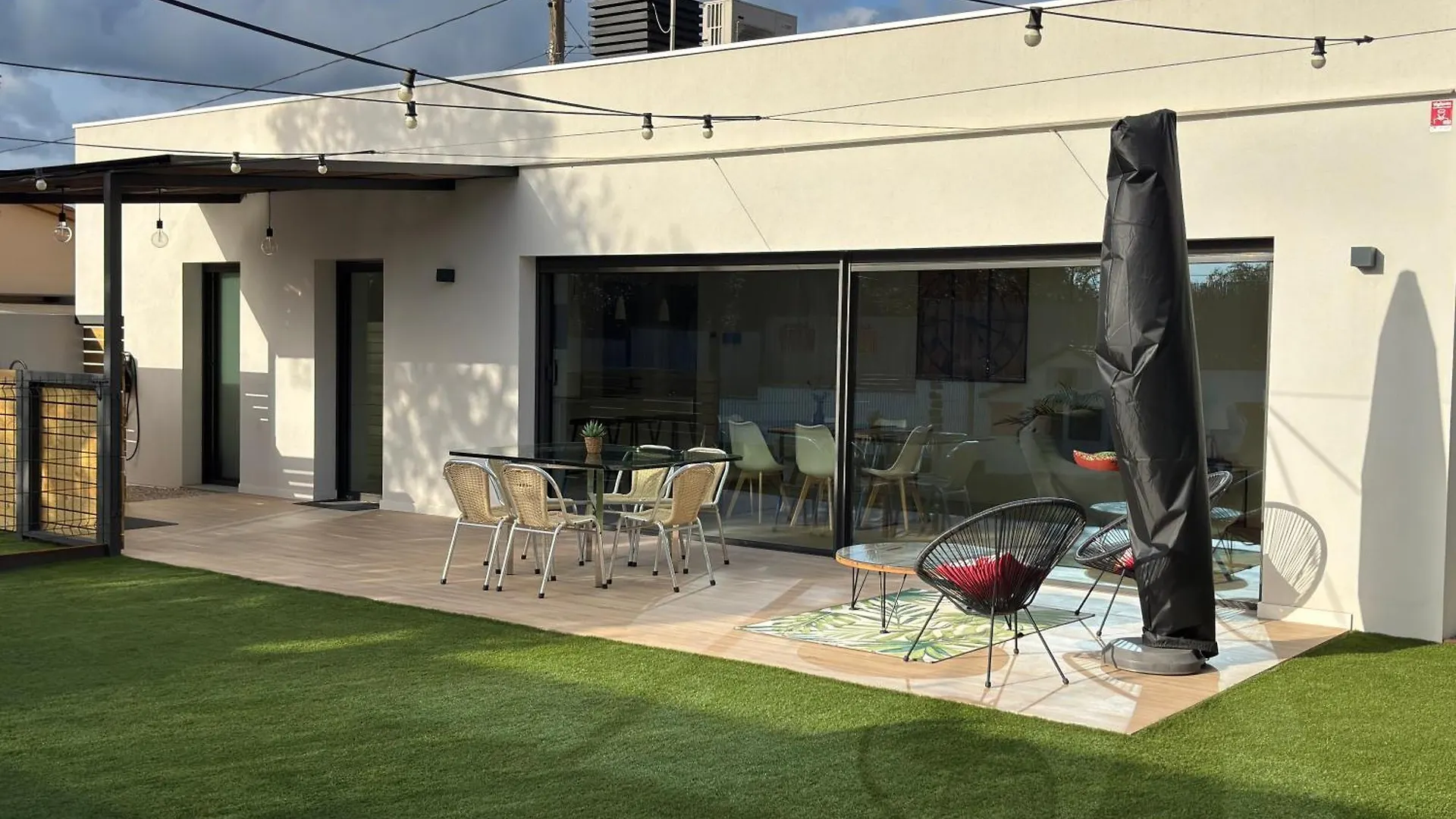 Espectacular Casa En Llagostera - Costa Brava, Con Piscina
